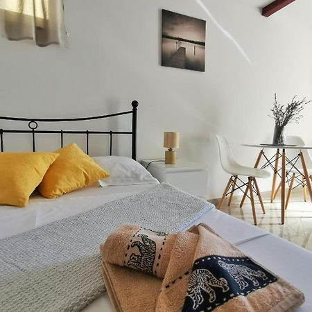 Studio With Character Pula Exterior foto